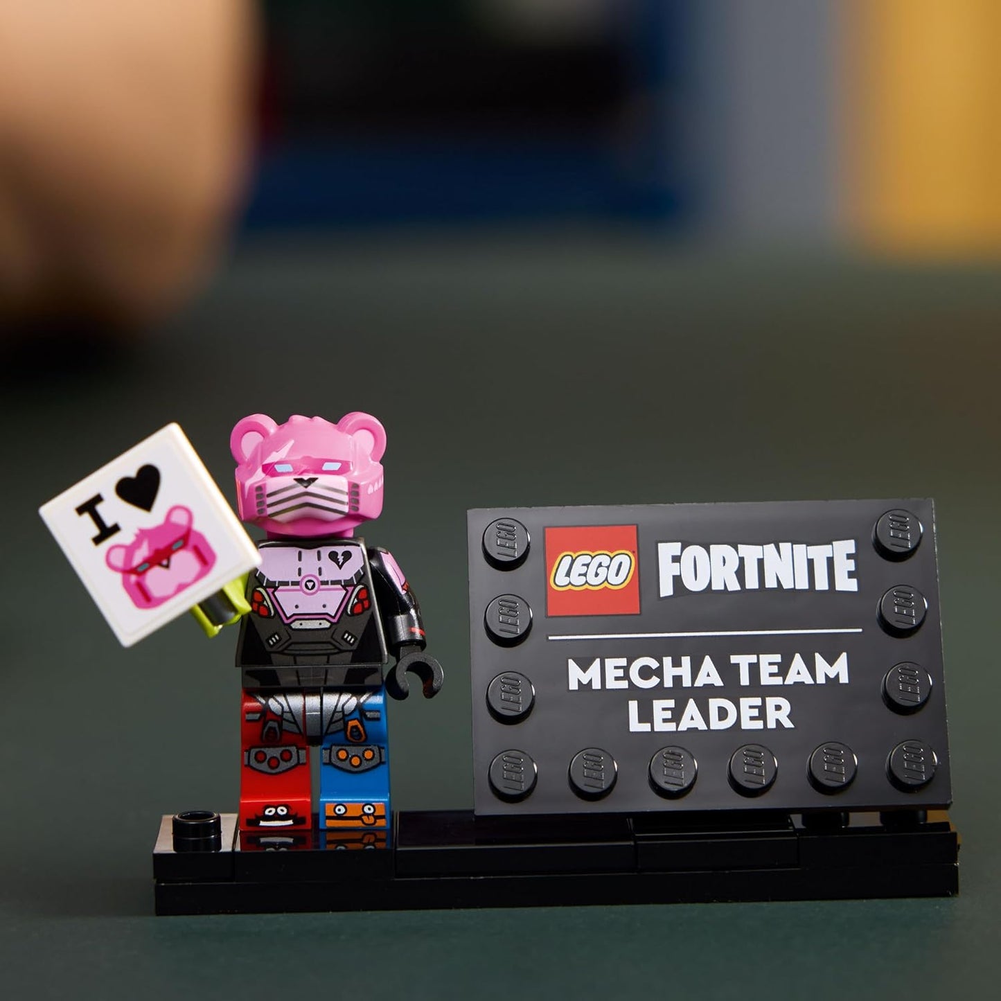 LEGO Fortnite Mecha Team Leader – Figurine de Collection 2503 Pièces (77078) - LumeraKids