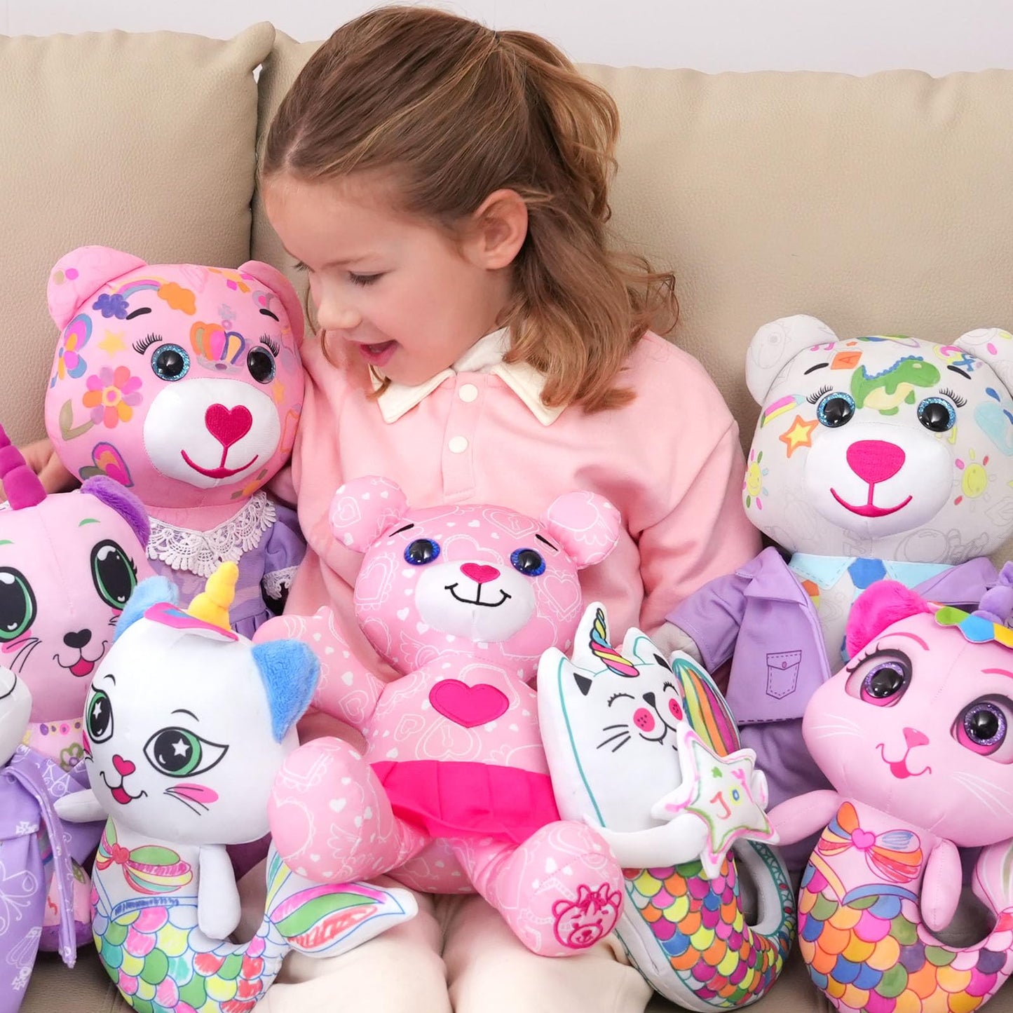 DRAWMYTOY Peluche à Colorier Doodle — 12 Marqueurs Lavables, Lavable en Machine | 3-8 Ans